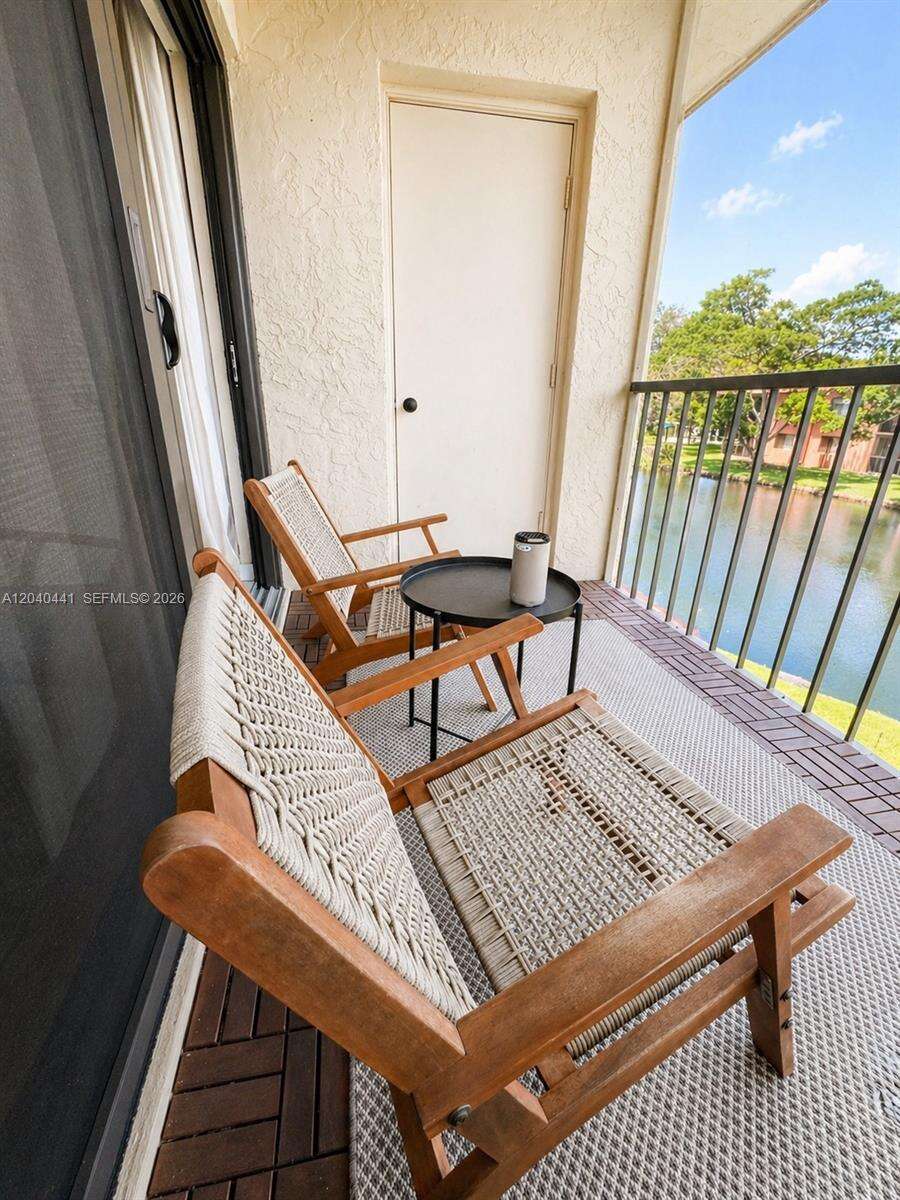 Racquet Club Apartments At Bonaventure 8 North | Unit #204 Unit #204 | Picture 19