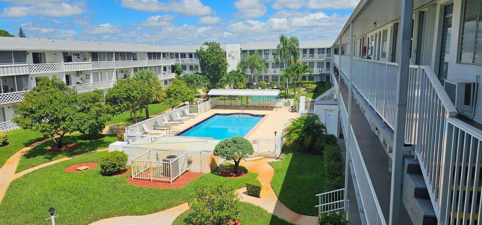 Golden Towers No 2 Inc Golden Towers Co Op | Unit #37b Unit #37b | Picture 3