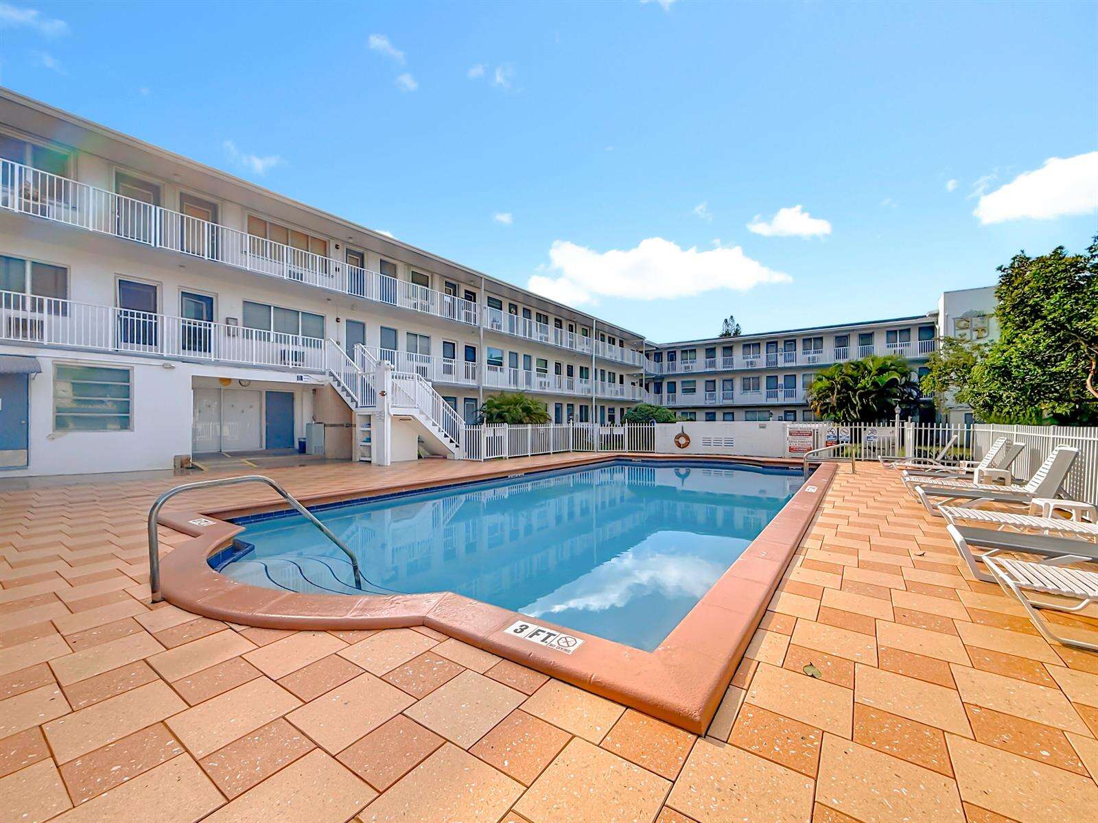 Golden Towers No 2 Inc Golden Towers Co Op | Unit #37b Unit #37b | Picture 28