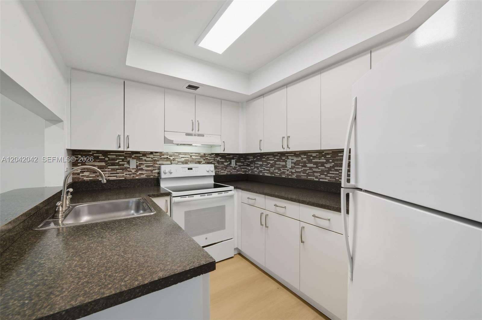 Verabella Falls Condo Bldg C | Unit #C-417 Unit #C-417 | Picture 2