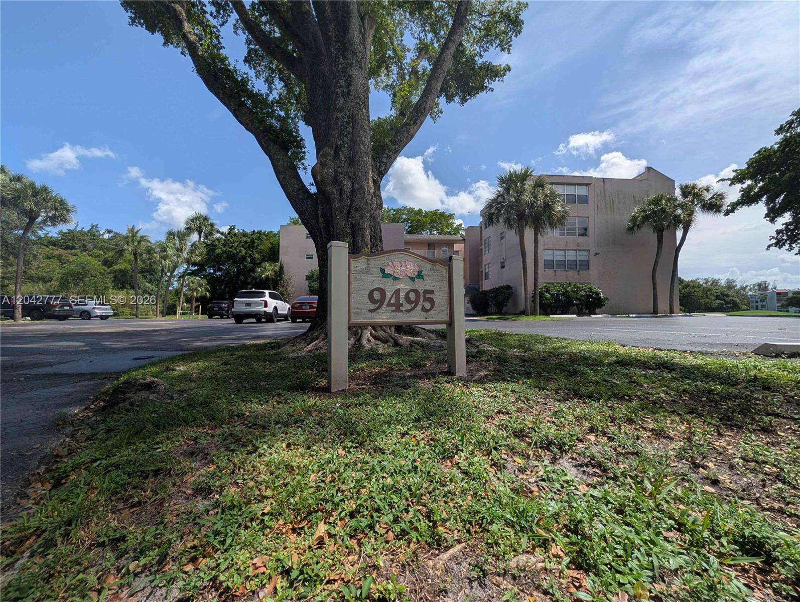 Orchid Tree Condo Three Of Pine Island Ridge A 1 | Unit #102 Unit #102 | Picture 16
