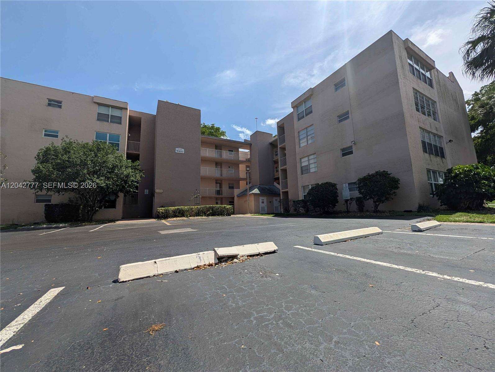 Orchid Tree Condo Three Of Pine Island Ridge A 1 | Unit #102 Unit #102 | Picture 17