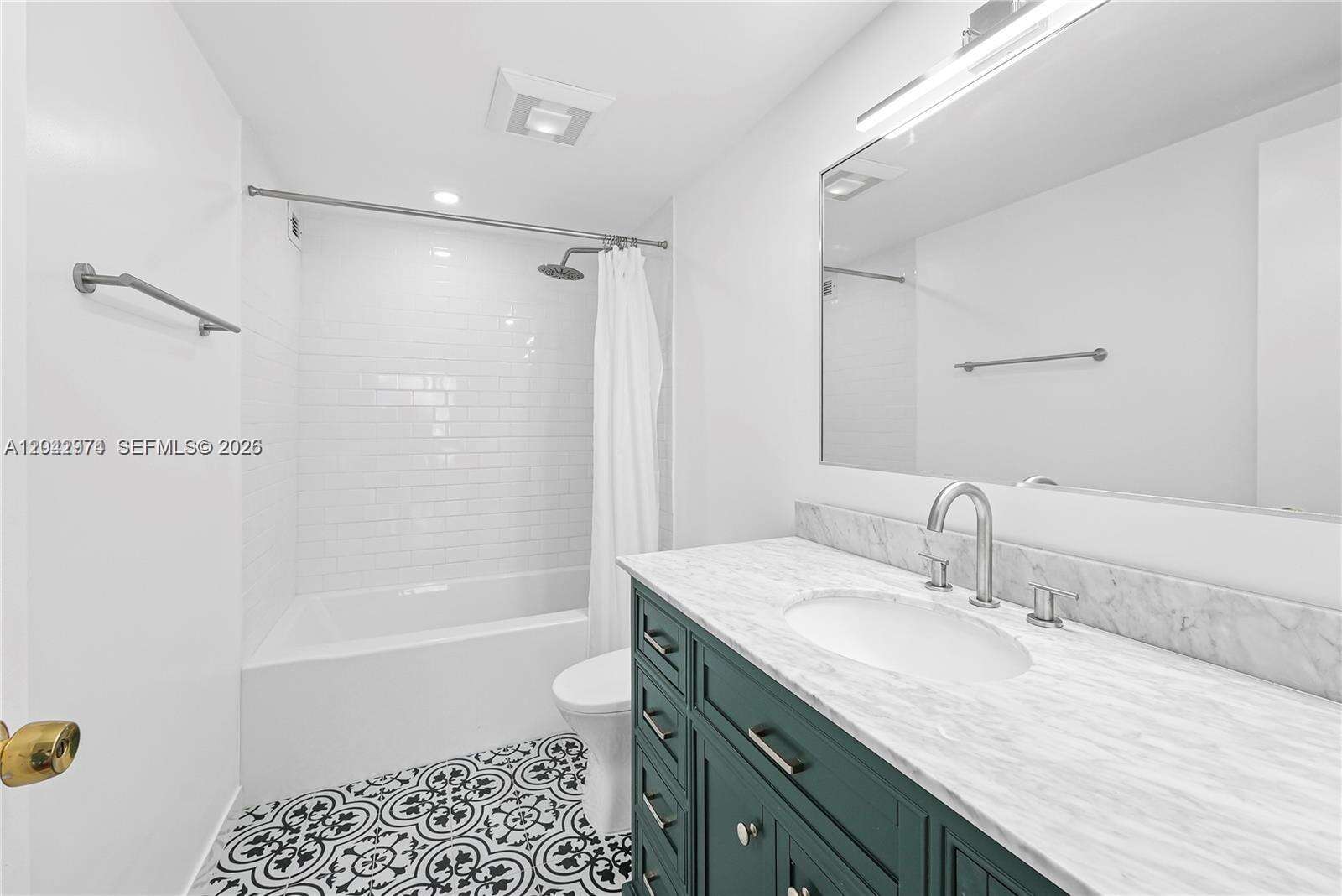 The Olympus Condo Phase C | Unit #1503 Unit #1503 | Picture 15