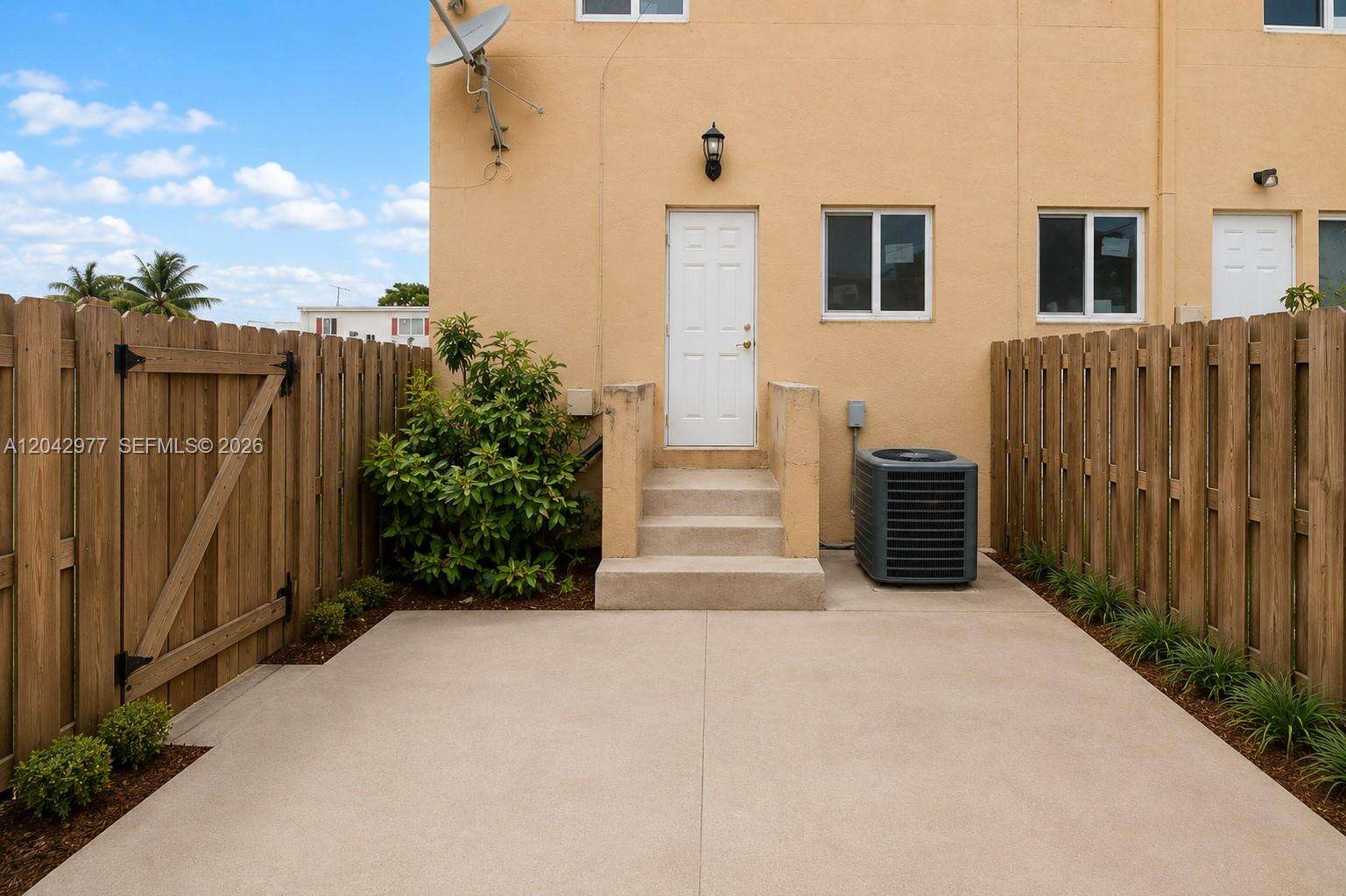 Sunset Palm Villas | Unit #420 Unit #420 | Picture 22