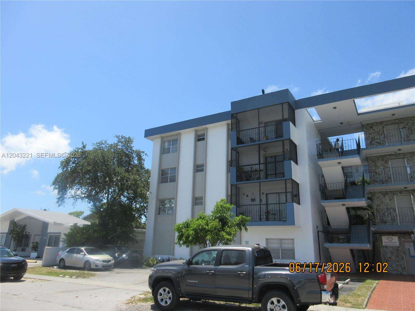 Dixie Gardens | Unit #309 Unit #309 | Picture 2
