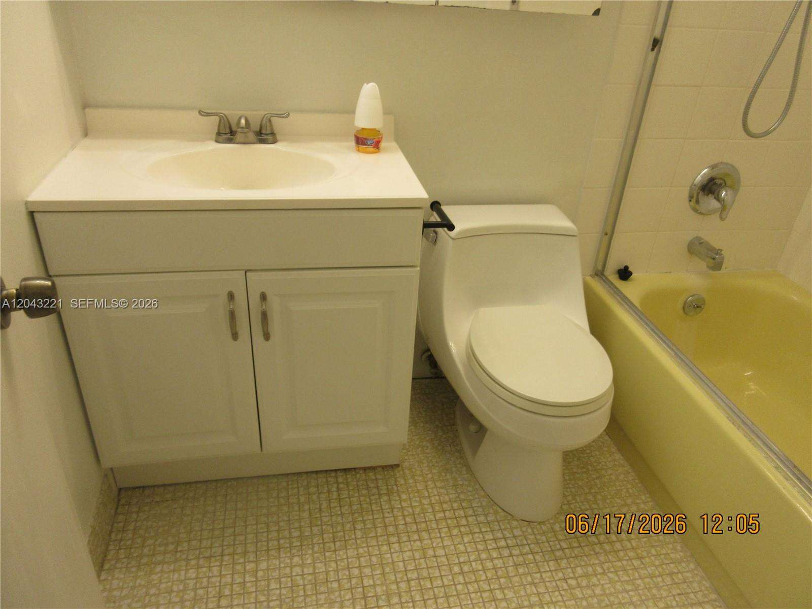 Dixie Gardens | Unit #309 Unit #309 | Picture 8