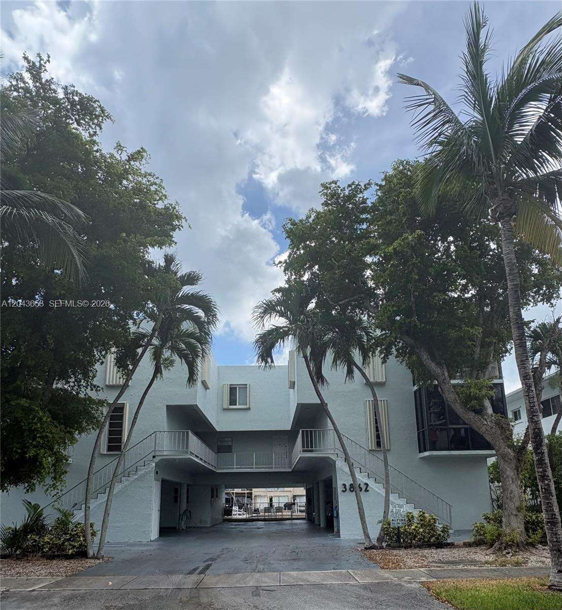 3862 Bldg | Unit #C Unit #C | Picture 1