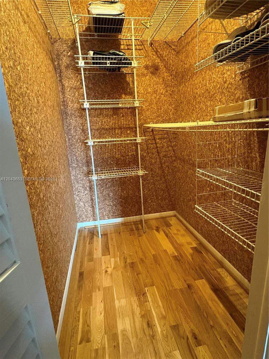 3862 Bldg | Unit #C Unit #C | Picture 12