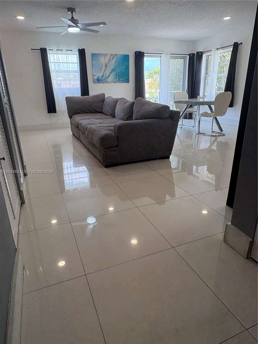 3862 Bldg | Unit #C Unit #C | Picture 3