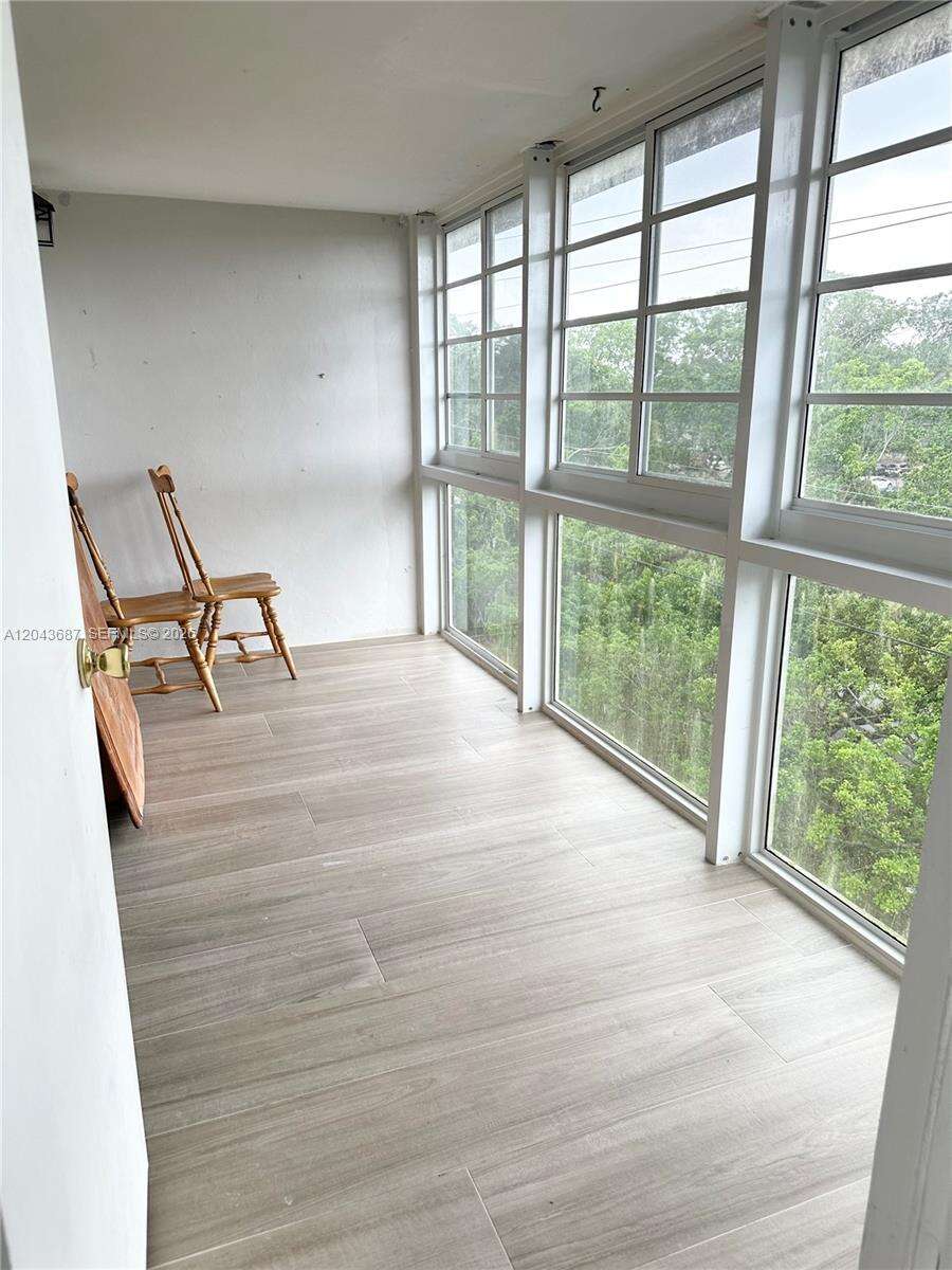 Arrowhead Condo No Viii | Unit #405 Unit #405 | Picture 21