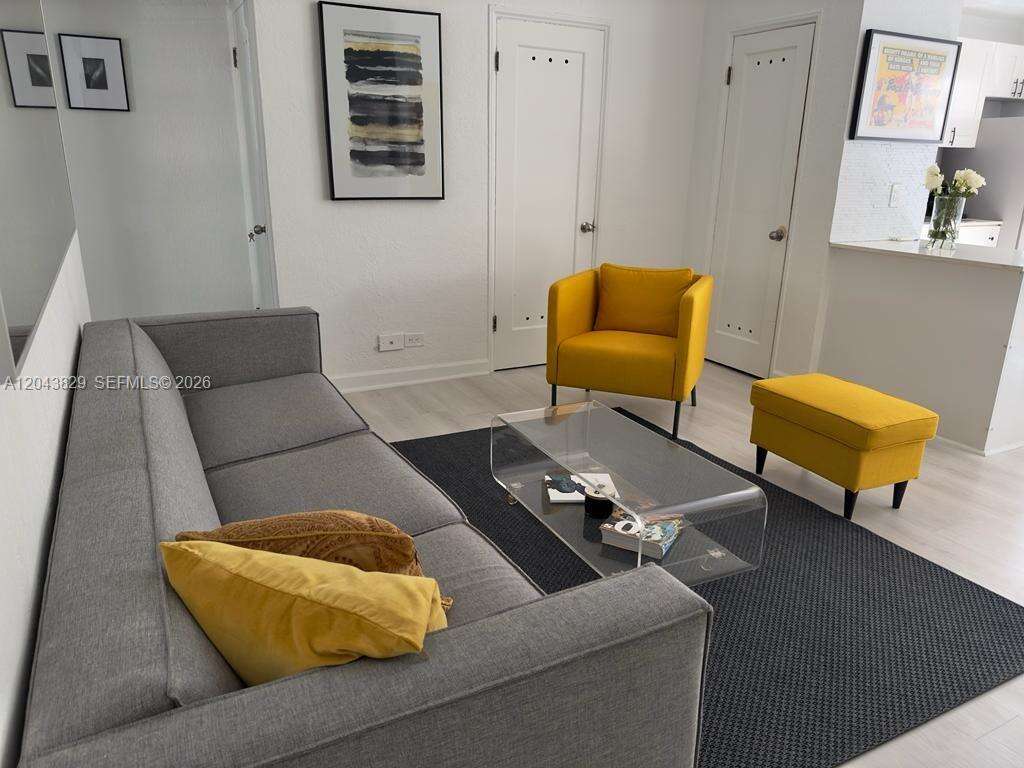 The Lorena | Unit #5 Unit #5 | Picture 2