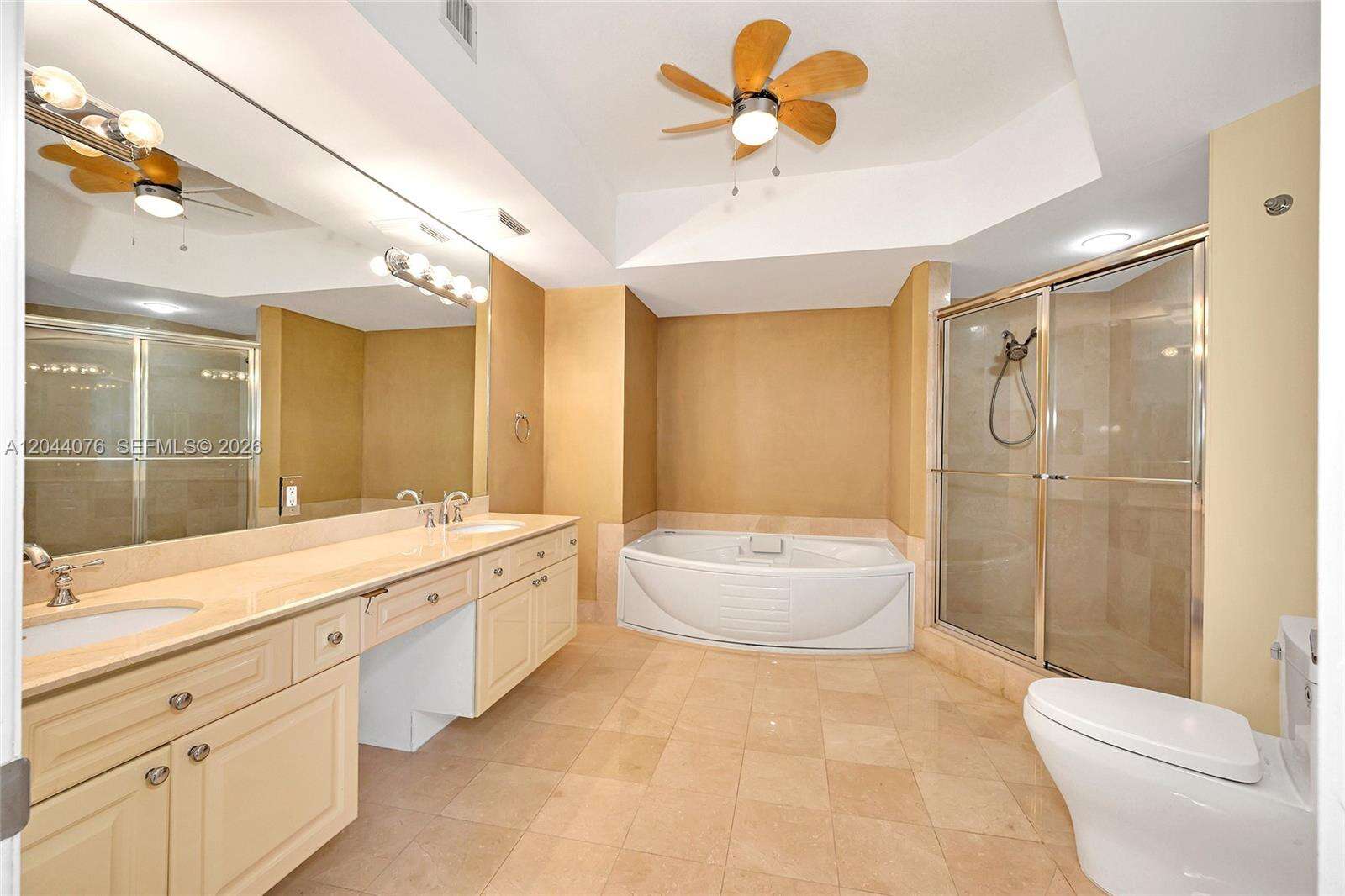 L Hermitage I Condominium | Unit #1004 Unit #1004 | Picture 17