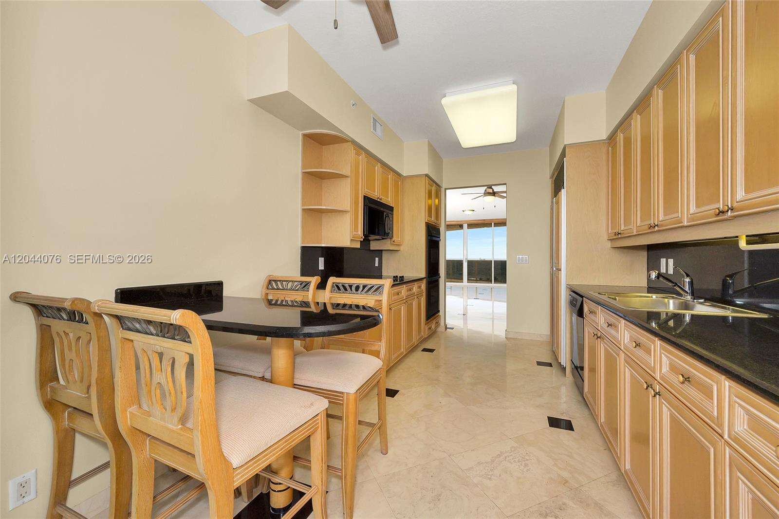 L Hermitage I Condominium | Unit #1004 Unit #1004 | Picture 26