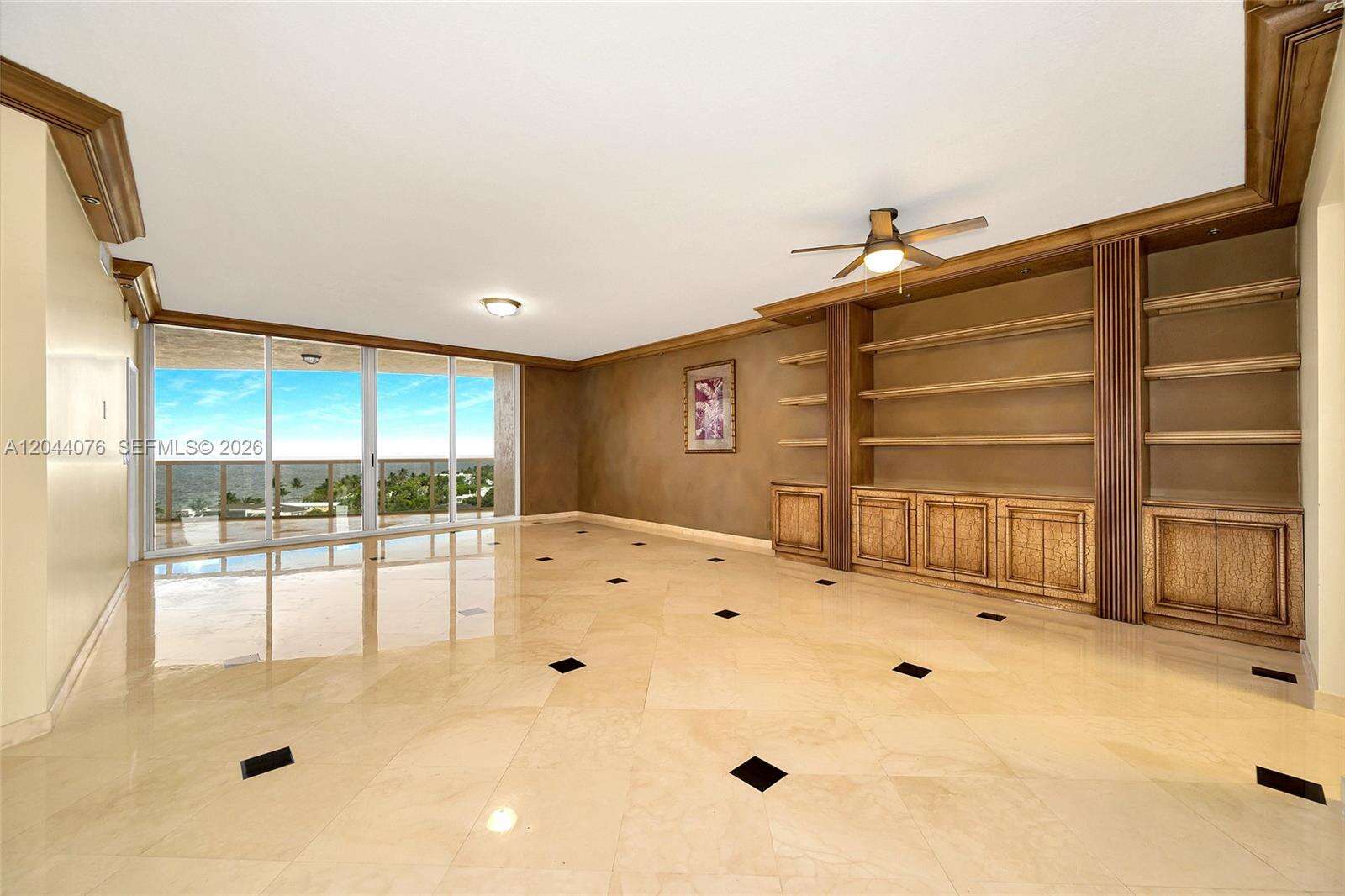 L Hermitage I Condominium | Unit #1004 Unit #1004 | Picture 5