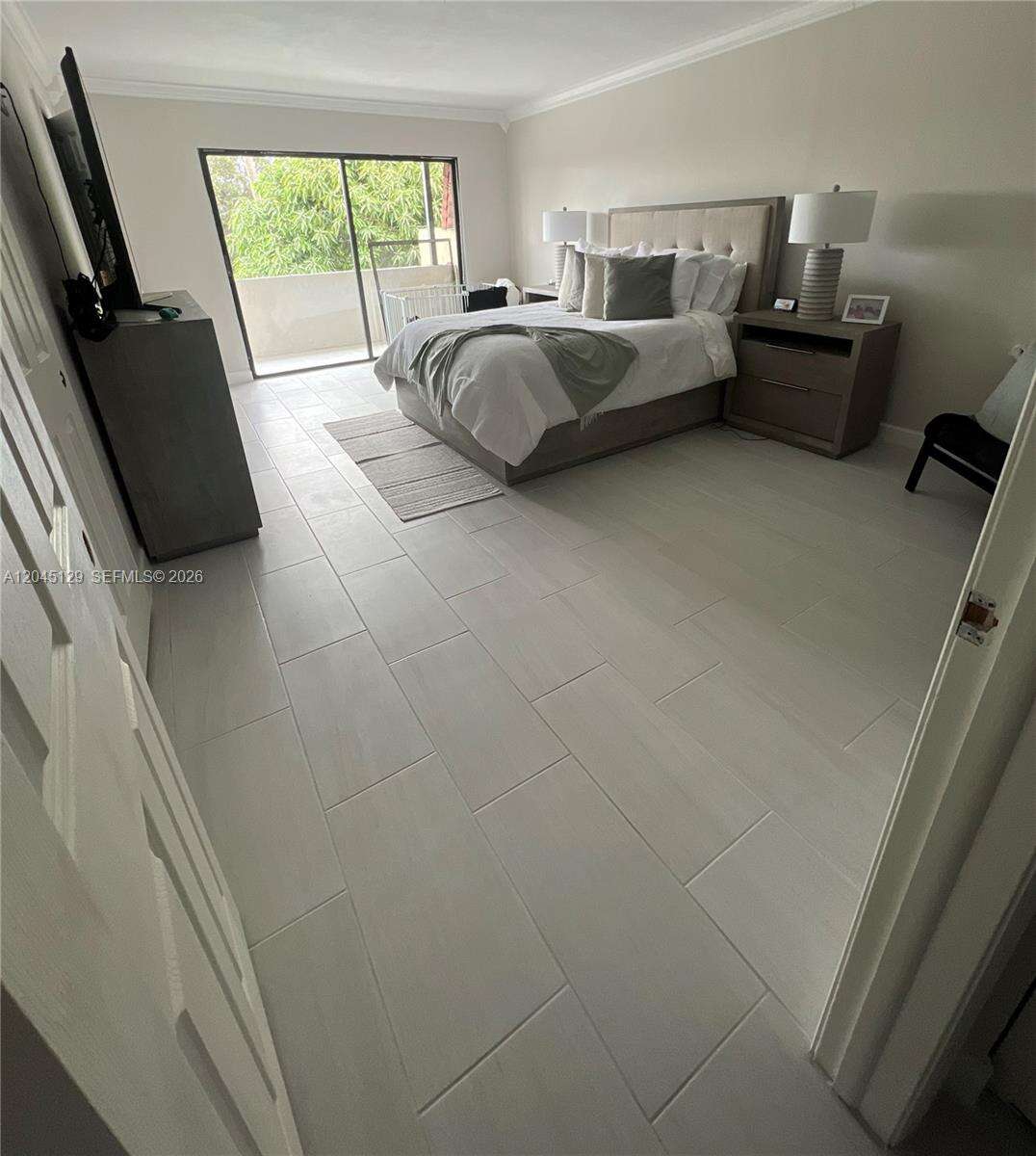 Westview Condominium No One | Unit #8985 Unit #8985 | Picture 17