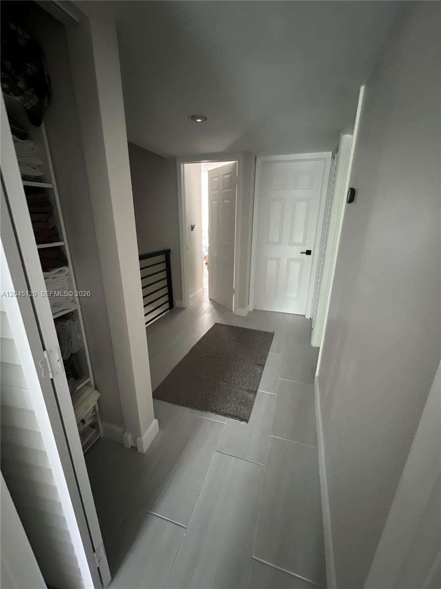 Westview Condominium No One | Unit #8985 Unit #8985 | Picture 4