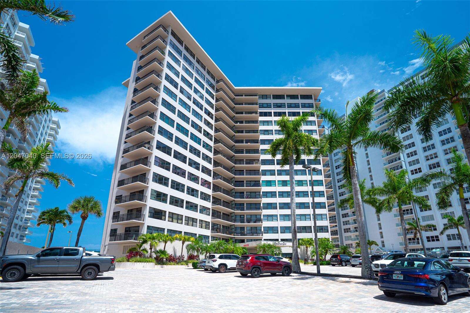Galt Ocean Club | Unit #14 Unit #14 | Picture 1