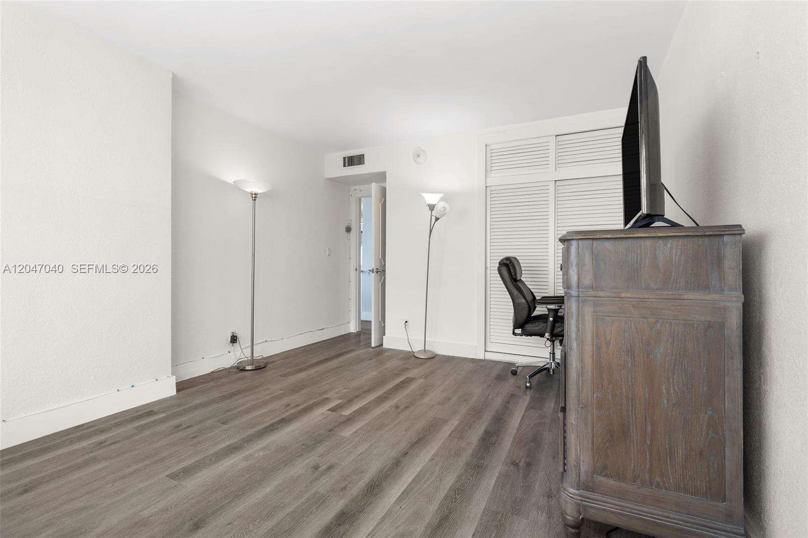 Galt Ocean Club | Unit #14 Unit #14 | Picture 18
