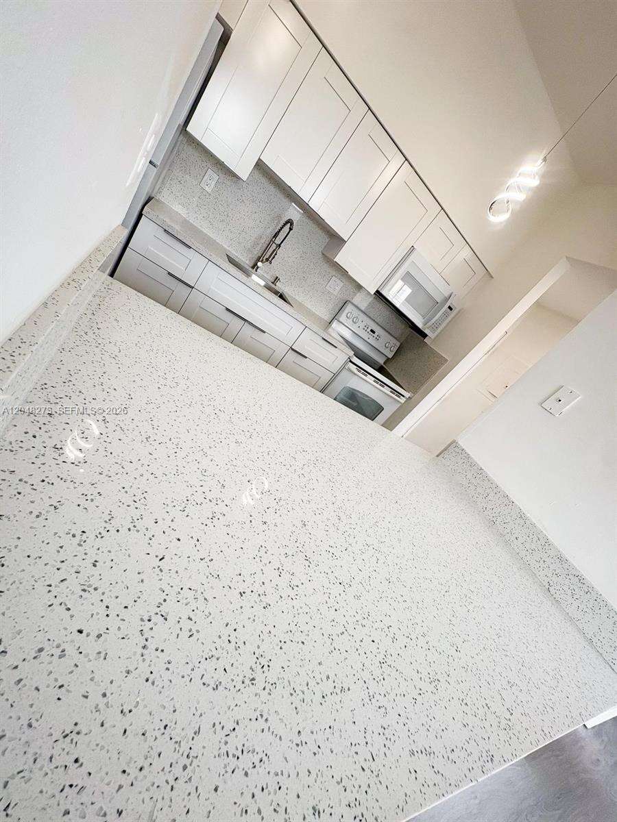 Royal Palms | Unit #335 Unit #335 | Picture 7