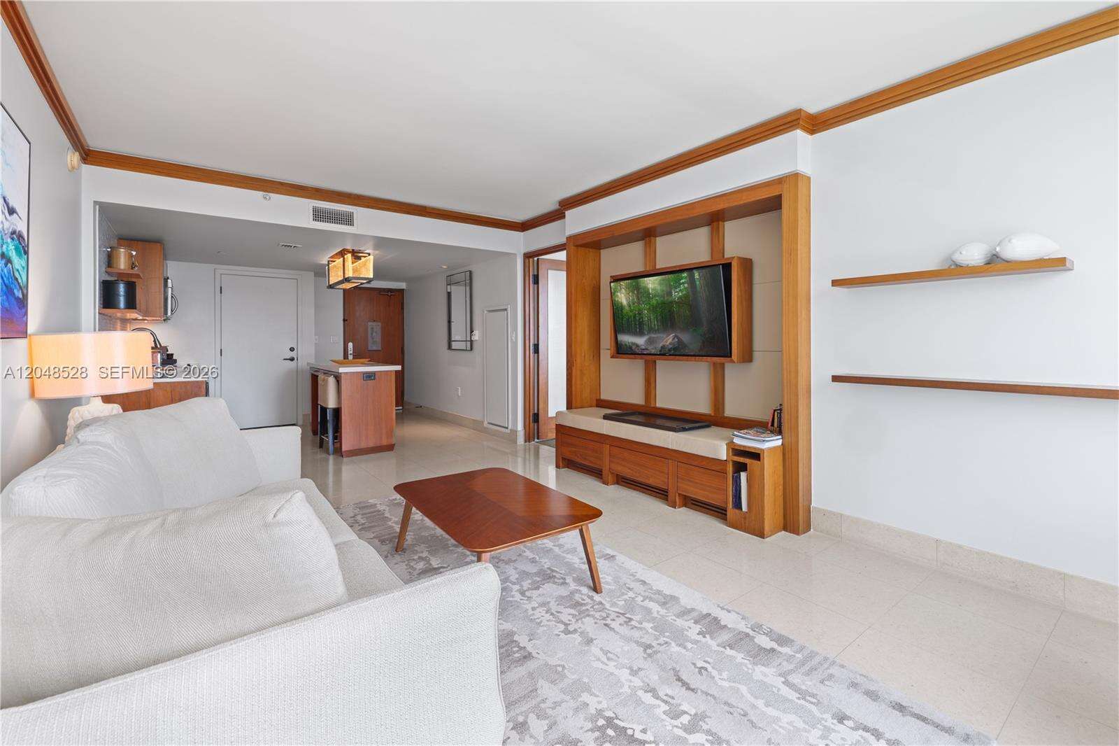 Central Carillon Beach | Unit #516 Unit #516 | Picture 4