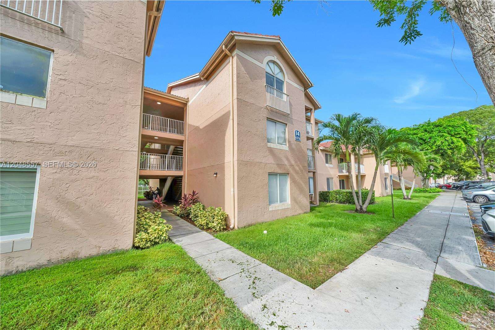 Royal Palm Place At The Hammocks | Unit #106 Unit #106 | Picture 27