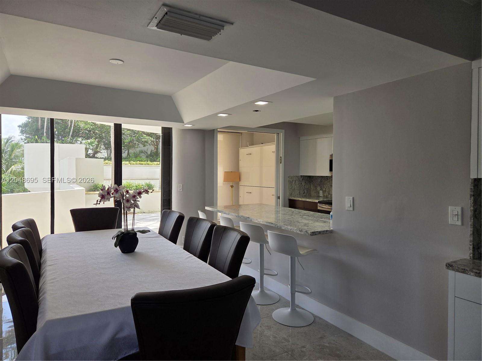 2800 Isl Blvd Williams Isl | Unit #302 Unit #302 | Picture 3