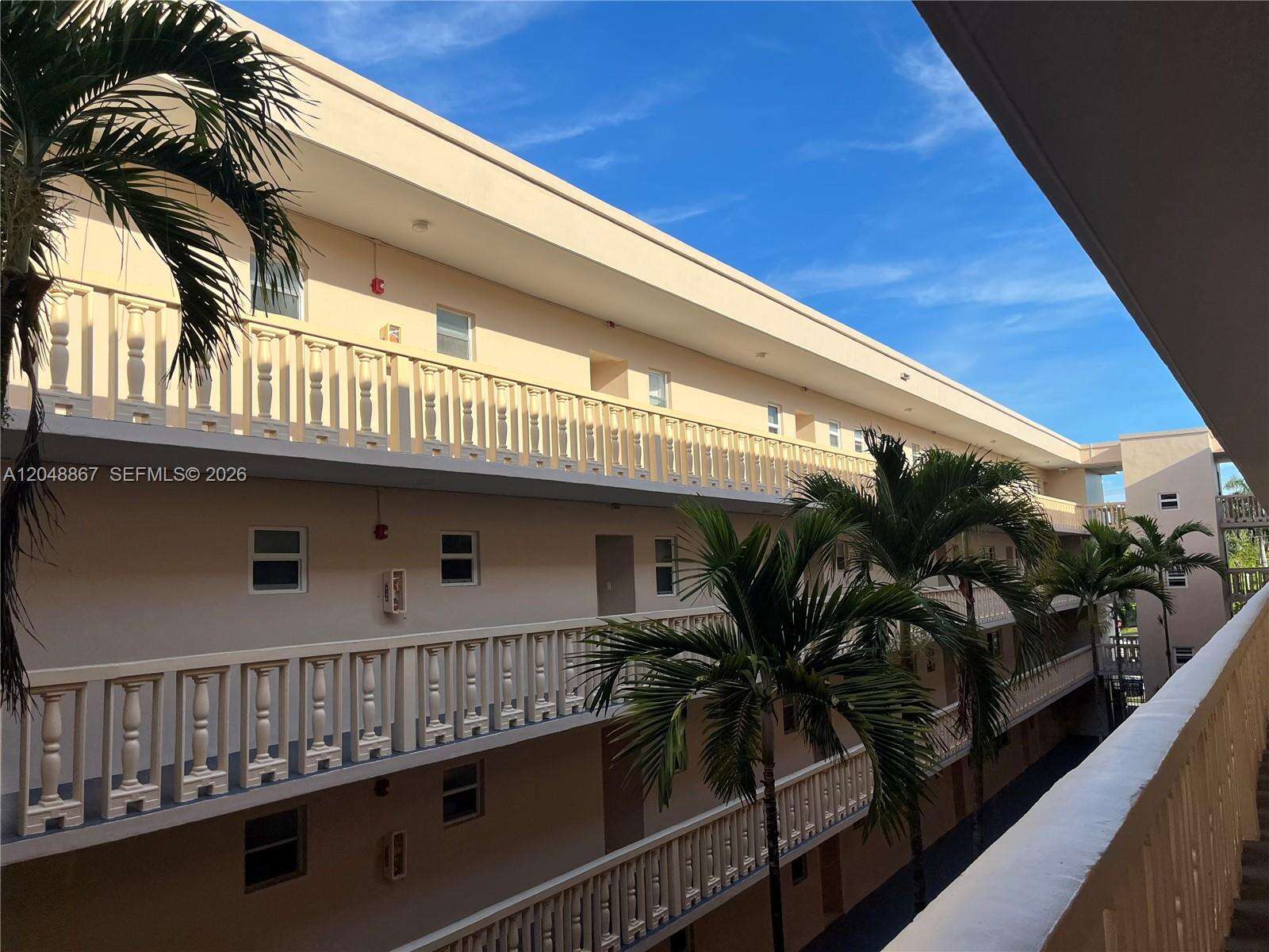 Fourth Gulfstream Garden Apts | Unit #408 Unit #408 | Picture 2