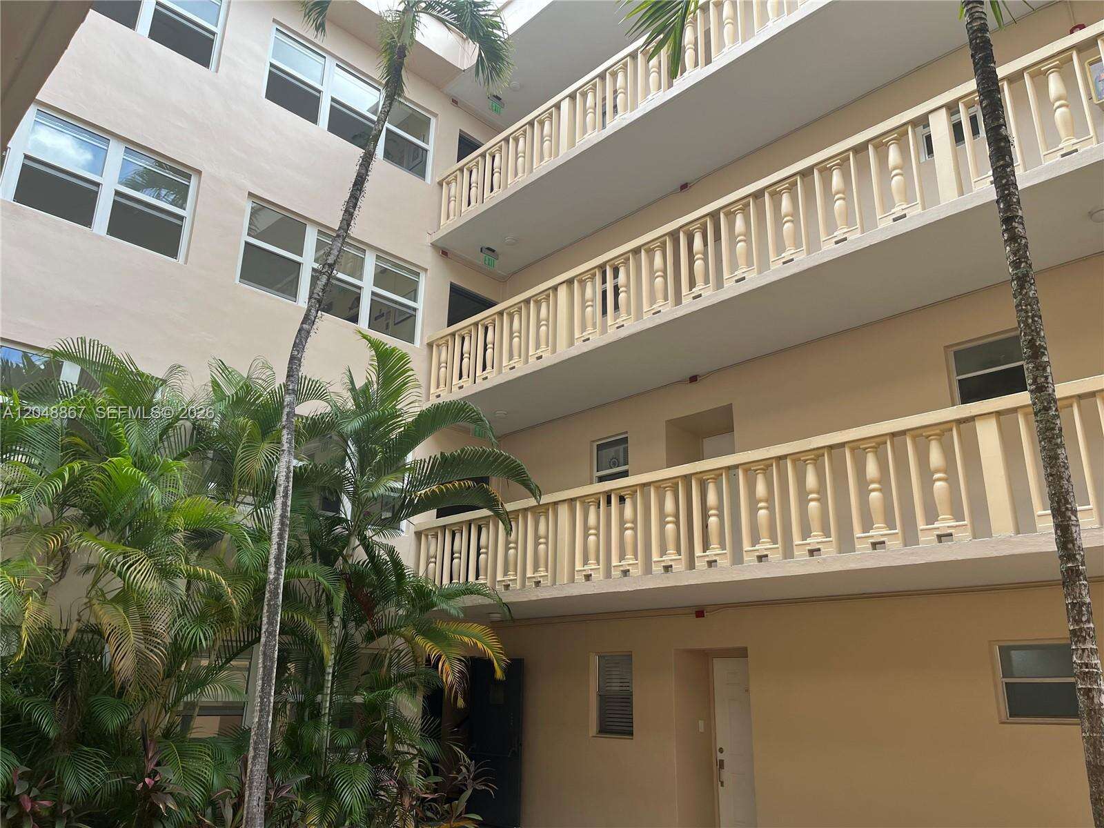 Fourth Gulfstream Garden Apts | Unit #408 Unit #408 | Picture 3