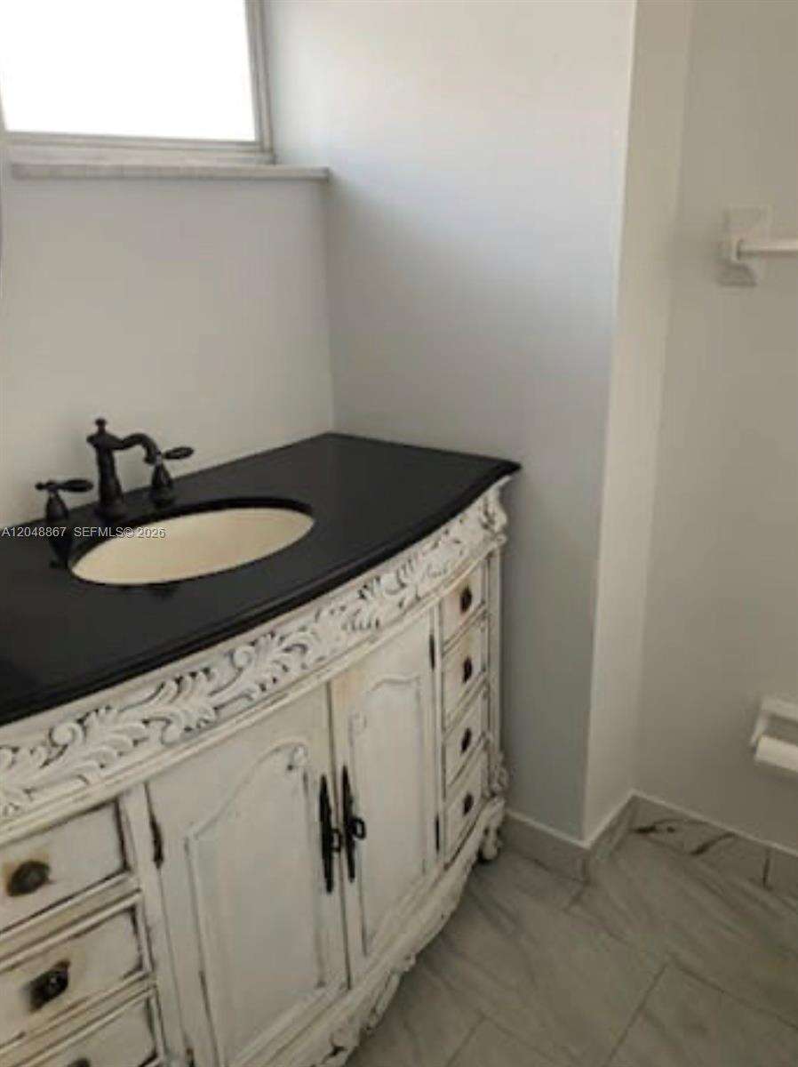 Fourth Gulfstream Garden Apts | Unit #408 Unit #408 | Picture 7