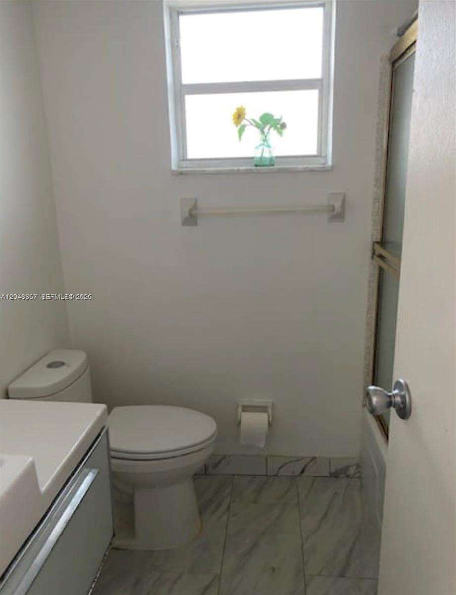 Fourth Gulfstream Garden Apts | Unit #408 Unit #408 | Picture 8
