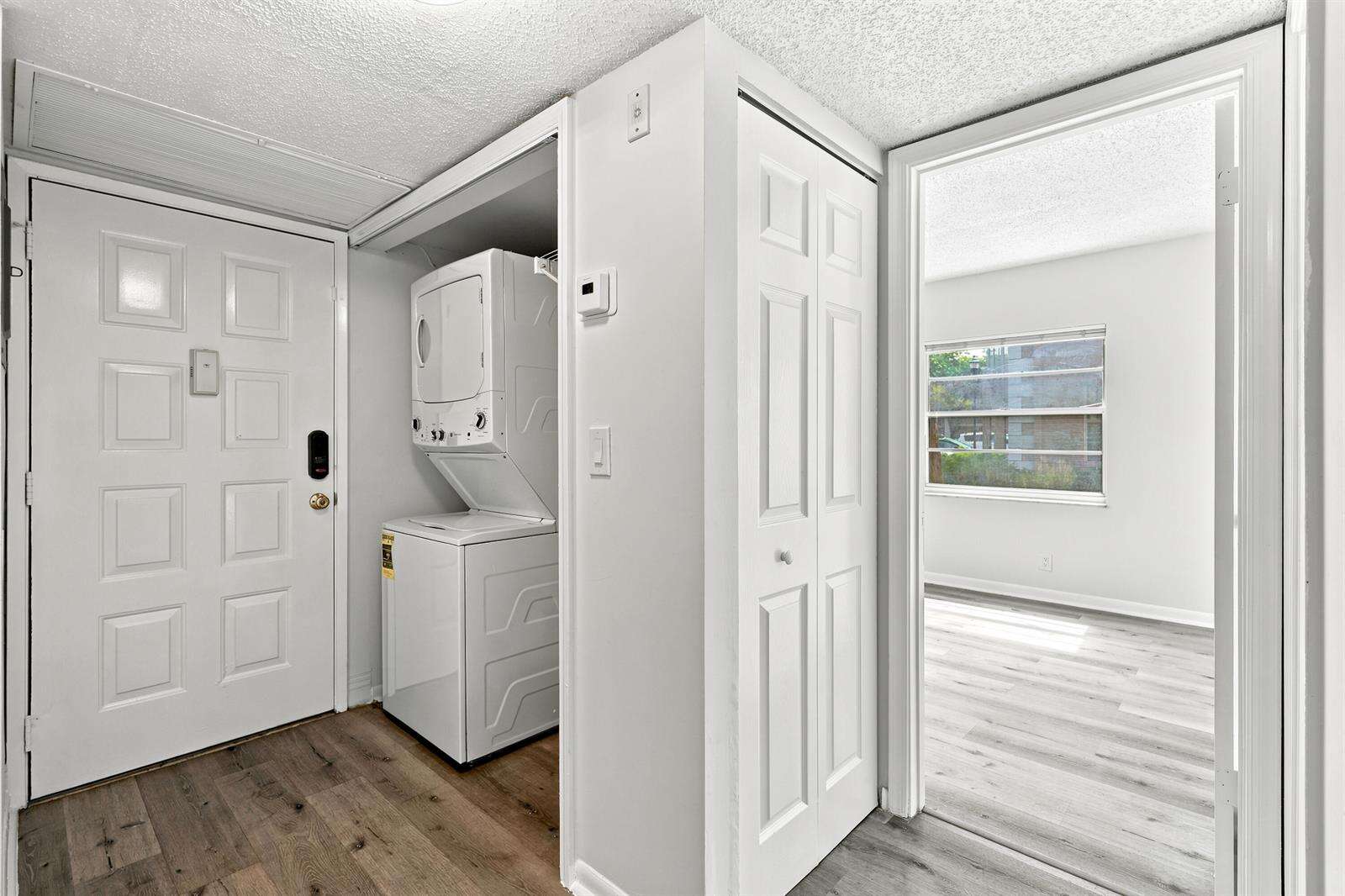 Palm Village | Unit #101-4 Unit #101-4 | Picture 15