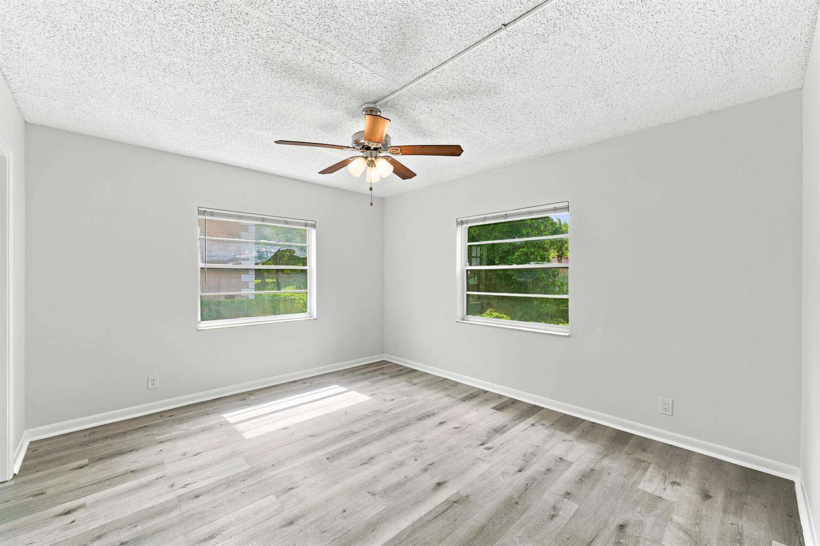 Palm Village | Unit #101-4 Unit #101-4 | Picture 23