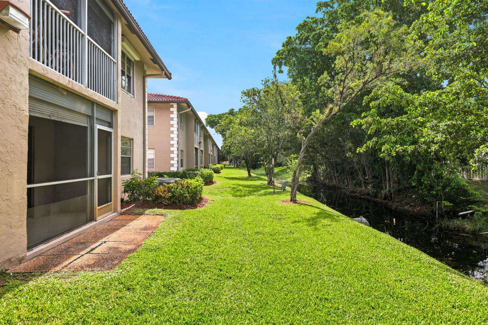 Palm Village | Unit #101-4 Unit #101-4 | Picture 26