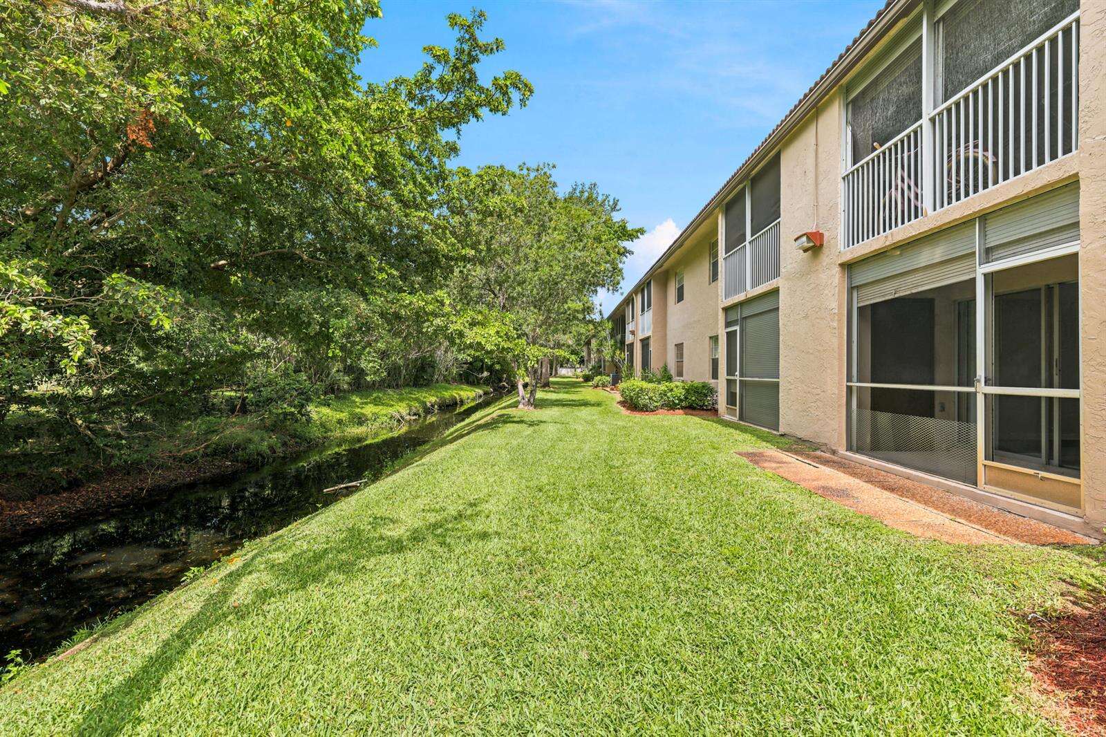 Palm Village | Unit #101-4 Unit #101-4 | Picture 29