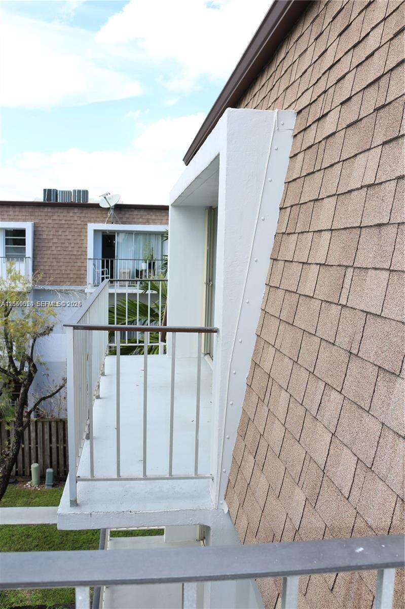 Woodside In Kendall | Unit #306A Unit #306A | Picture 22