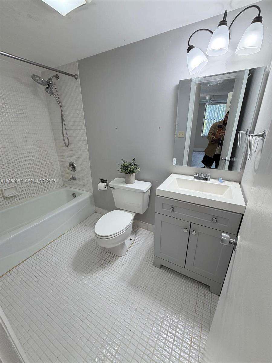 Promenade At Kendale Lakes Condo Bldg M | Unit #412M Unit #412M | Picture 12