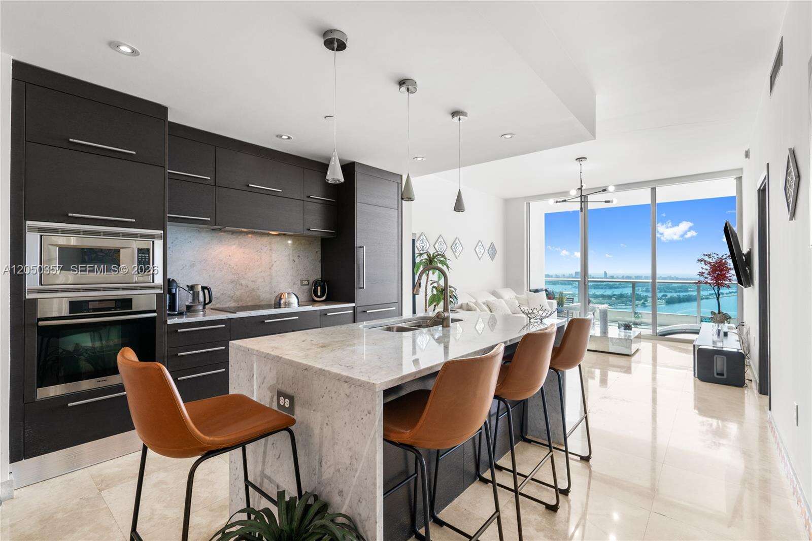 900 Biscayne Bay | Unit #3704 Unit #3704 | Picture 4