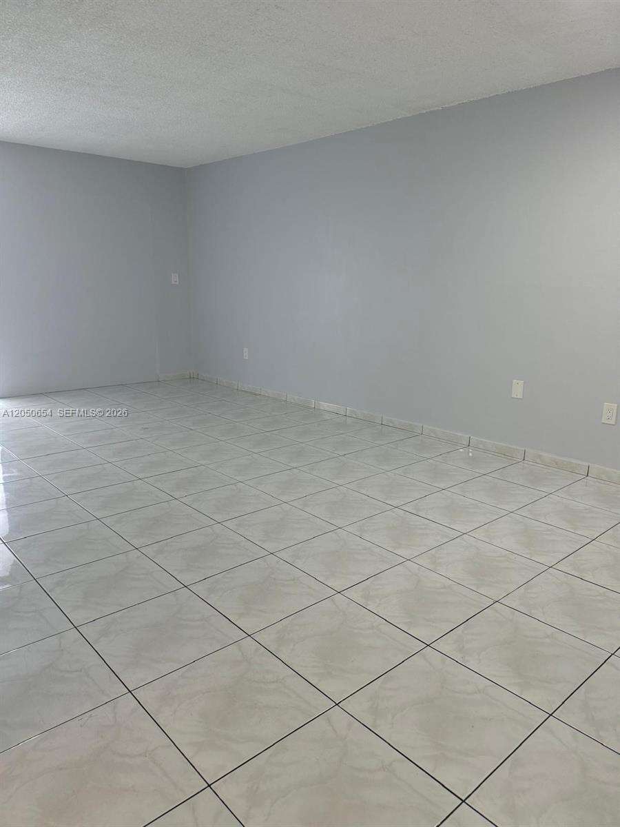 Westland Courts | Unit #346-B Unit #346-B | Picture 13