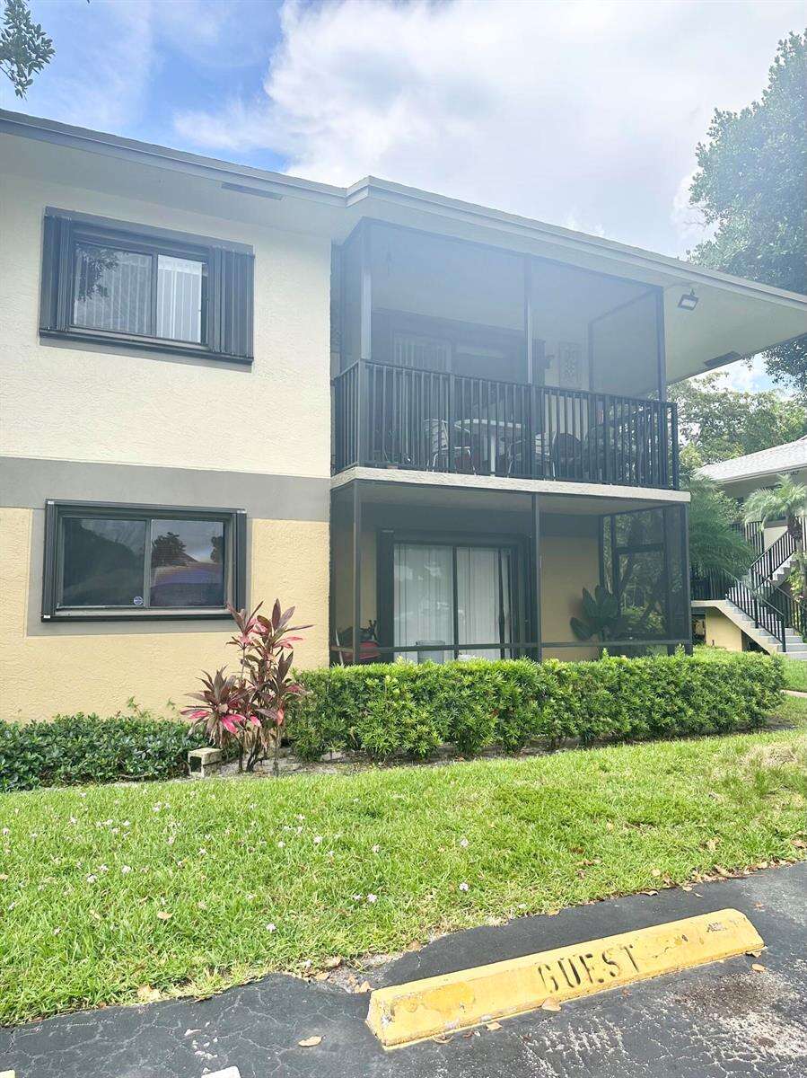 Tivoli Trace Condo No 5 | Unit #211 Unit #211 | Picture 3