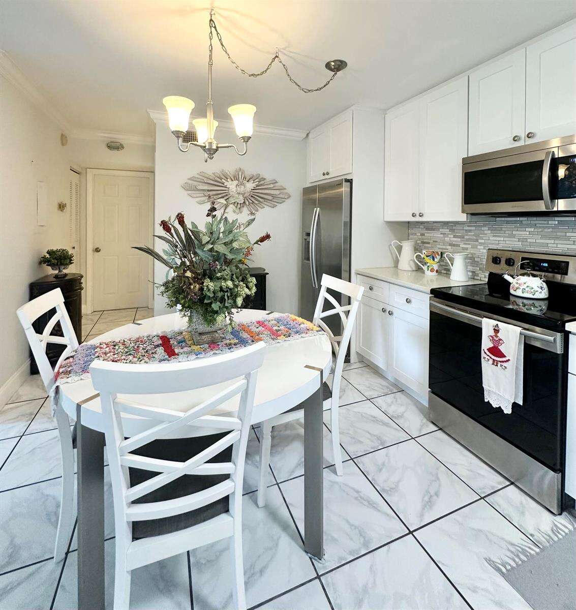 Tivoli Trace Condo No 5 | Unit #211 Unit #211 | Picture 7