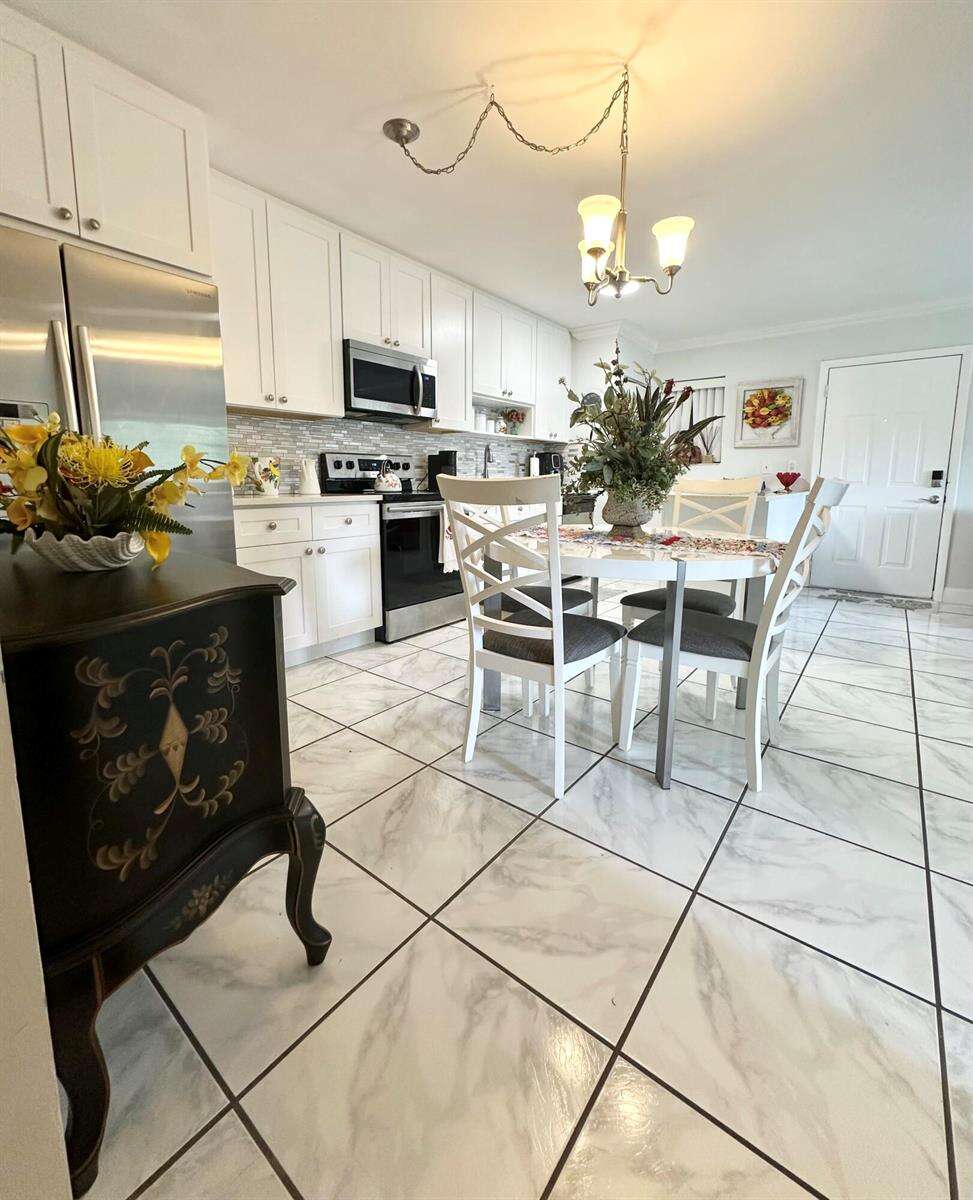 Tivoli Trace Condo No 5 | Unit #211 Unit #211 | Picture 9