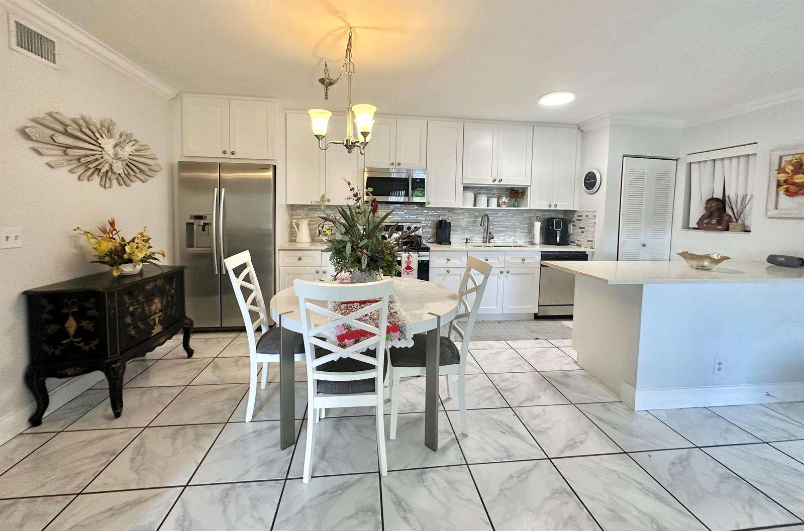 Tivoli Trace Condo No 5 | Unit #211 Unit #211 | Picture 10