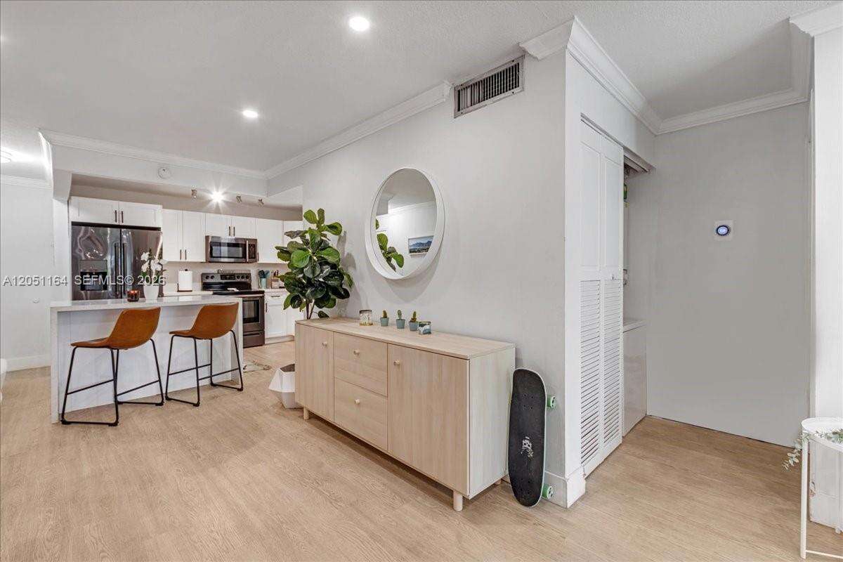 Inwood | Unit #A12 Unit #A12 | Picture 20