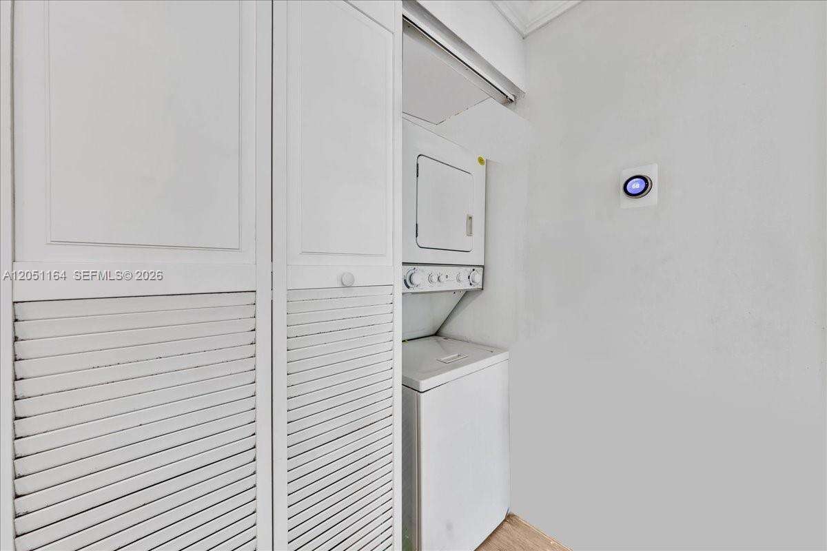 Inwood | Unit #A12 Unit #A12 | Picture 35