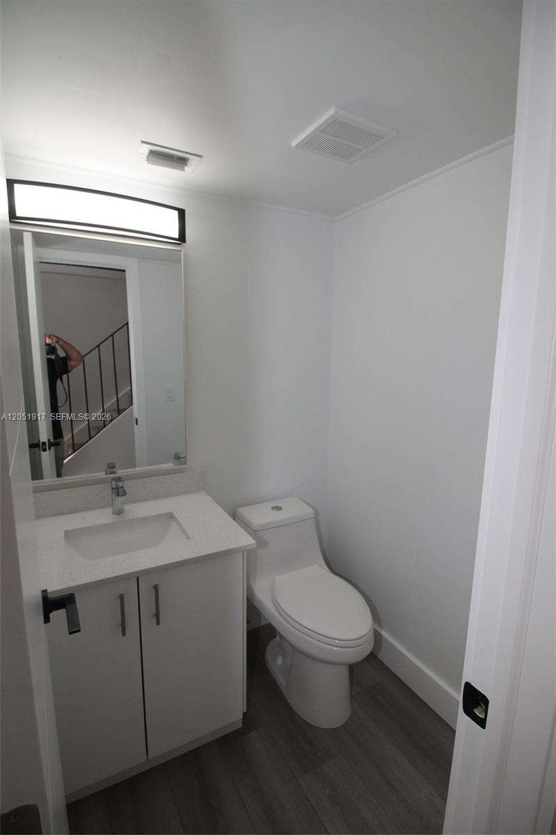 Centre Court | Unit #60 Unit #60 | Picture 8