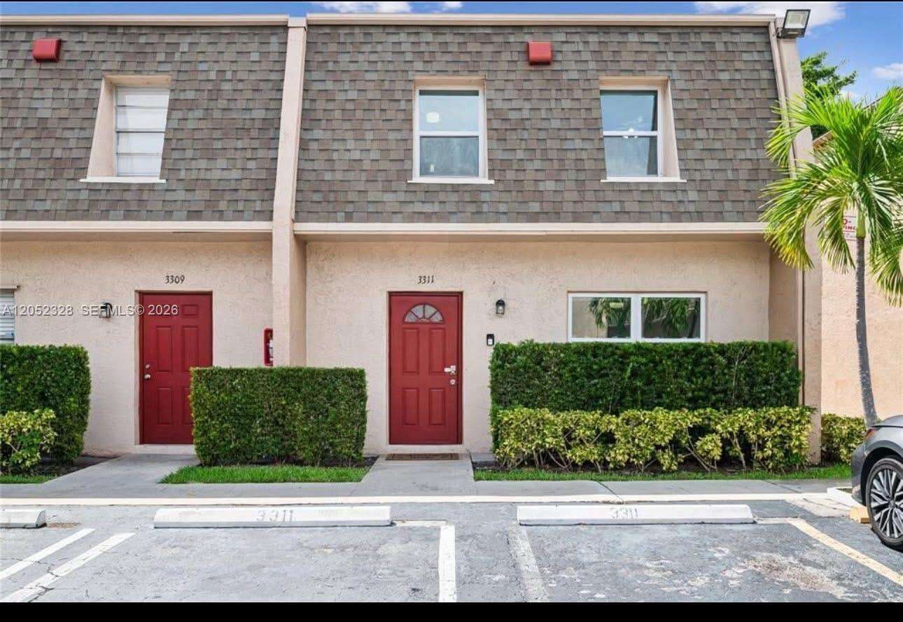 Blue Lake Townhouses | Unit #51 Unit #51 | Picture 1