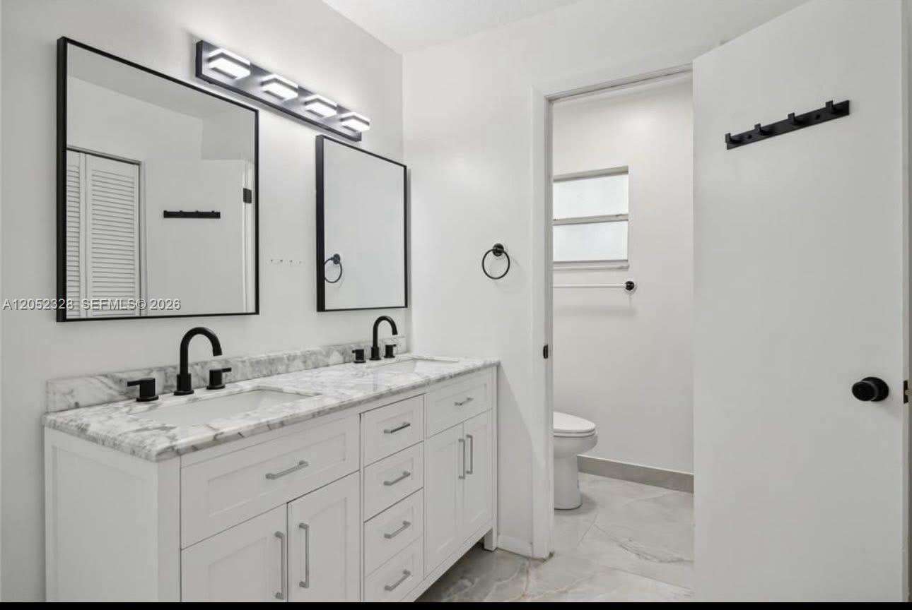 Blue Lake Townhouses | Unit #51 Unit #51 | Picture 10