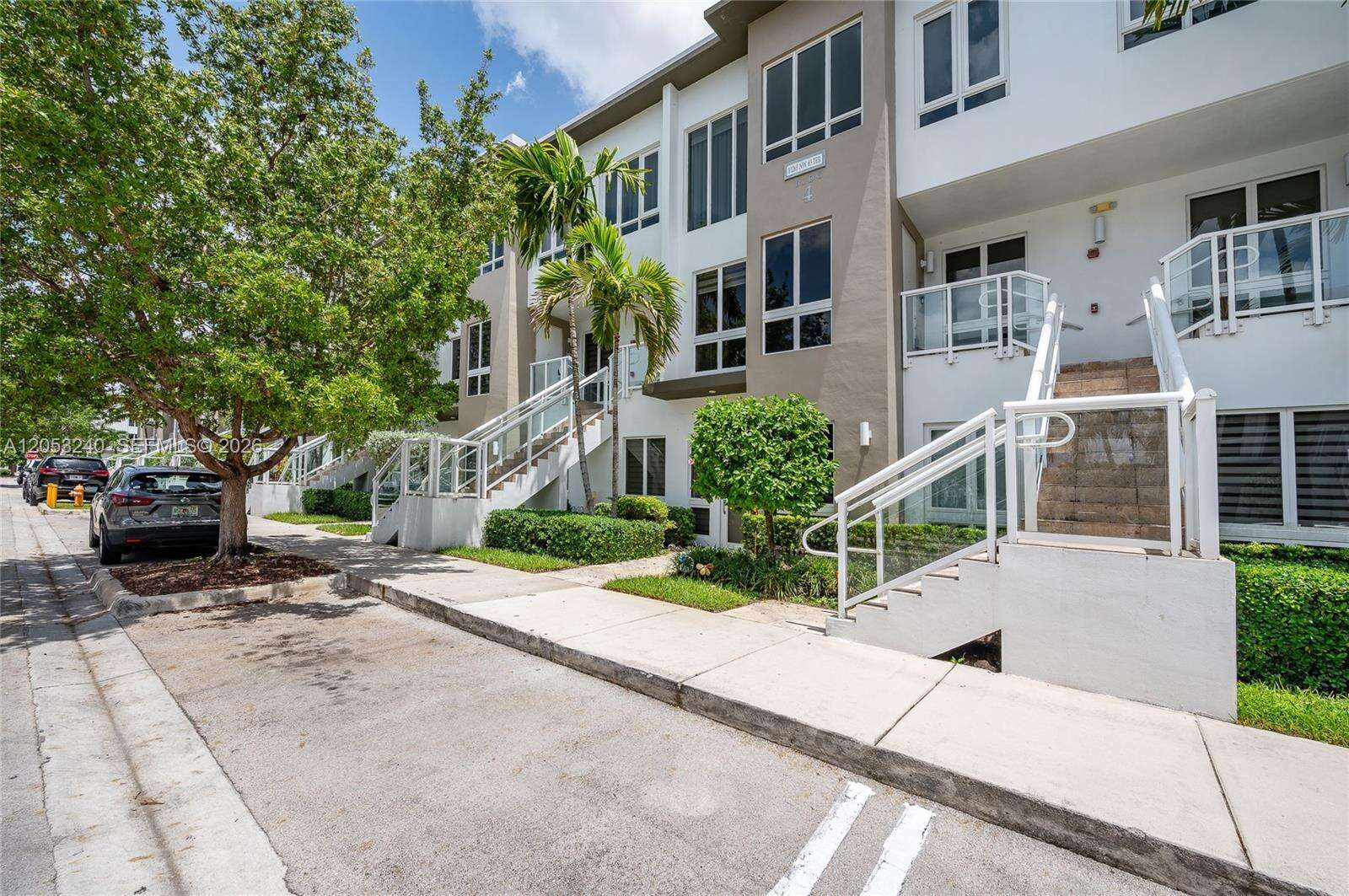 Landmark At Doral Condo No 1 | Unit #204 Unit #204 | Picture 1