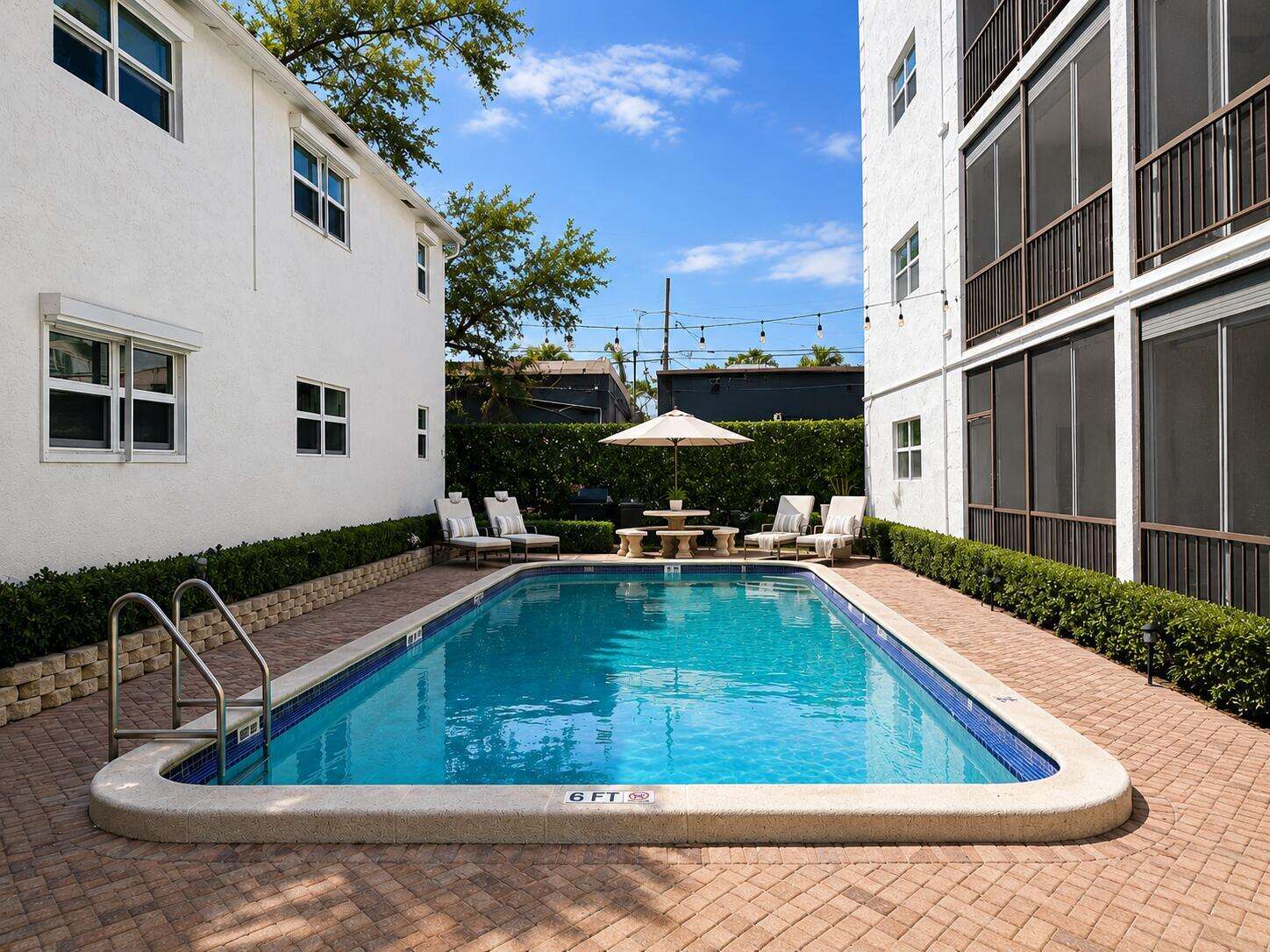 Las Olas Manor 2 | Unit #402 Unit #402 | Picture 14