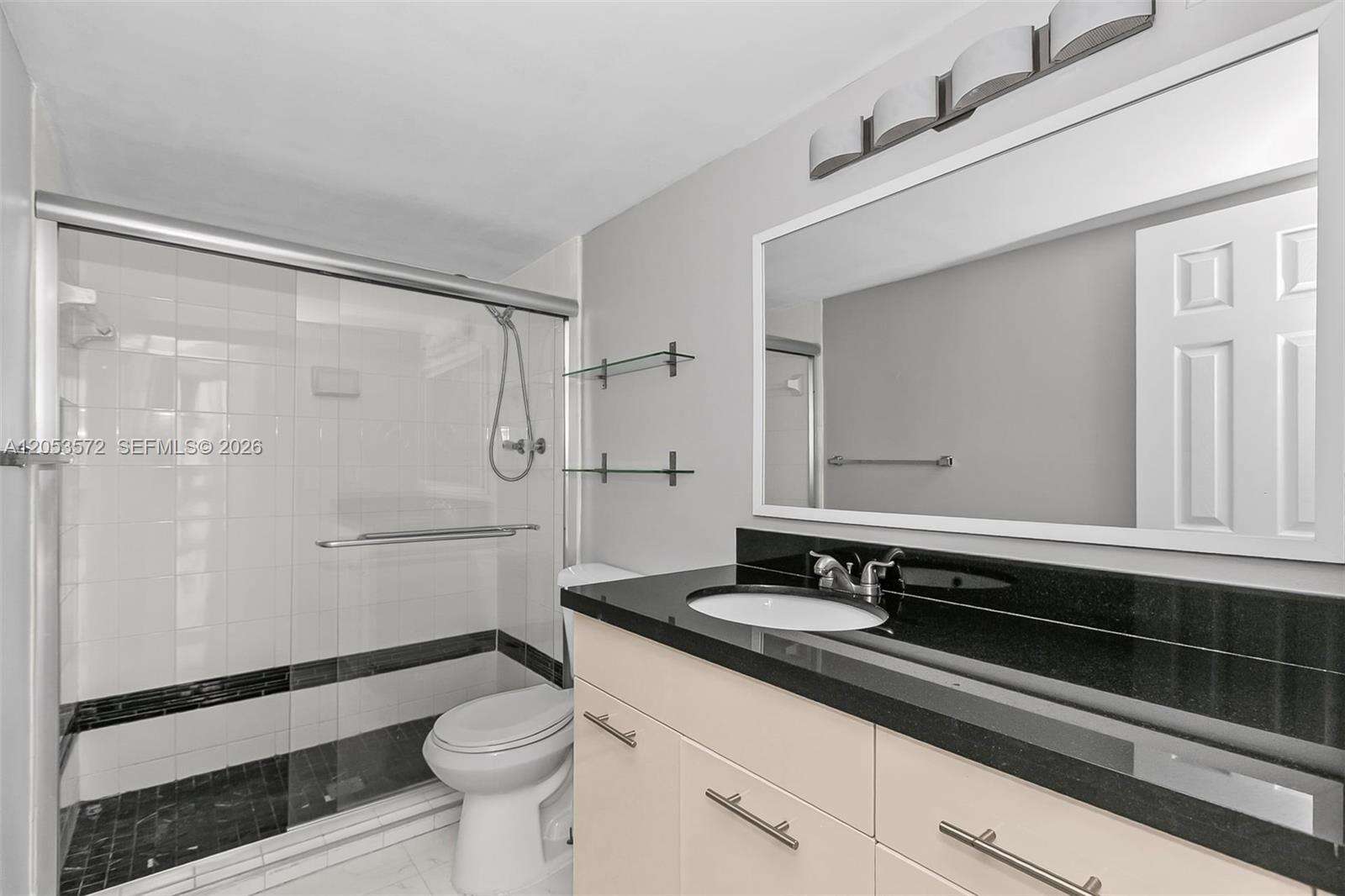 200 Leslie Condo F K A Towers Of Oceanview Point | Unit #930 Unit #930 | Picture 13